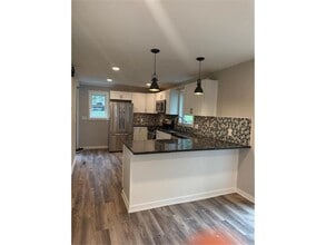 10997 32nd St N in Lake Elmo, MN - Building Photo - Building Photo