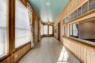 1715 NW 38th St in Oklahoma City, OK - Building Photo - Building Photo