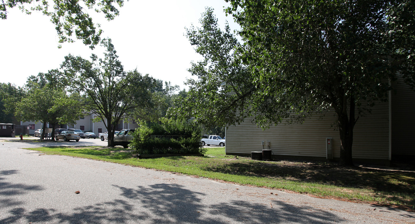 Knightdale Manor East in Knightdale, NC - Building Photo