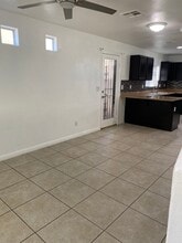 4187 Story Rock St in Las Vegas, NV - Foto de edificio - Building Photo