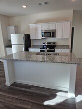 632 Craven St in Montgomery, TX - Building Photo - Building Photo