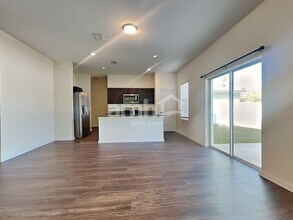 8716 Layalie Way in Gibsonton, FL - Building Photo - Building Photo