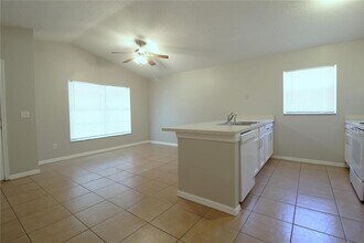1925 Spruce Ridge Dr in Orlando, FL - Building Photo - Building Photo