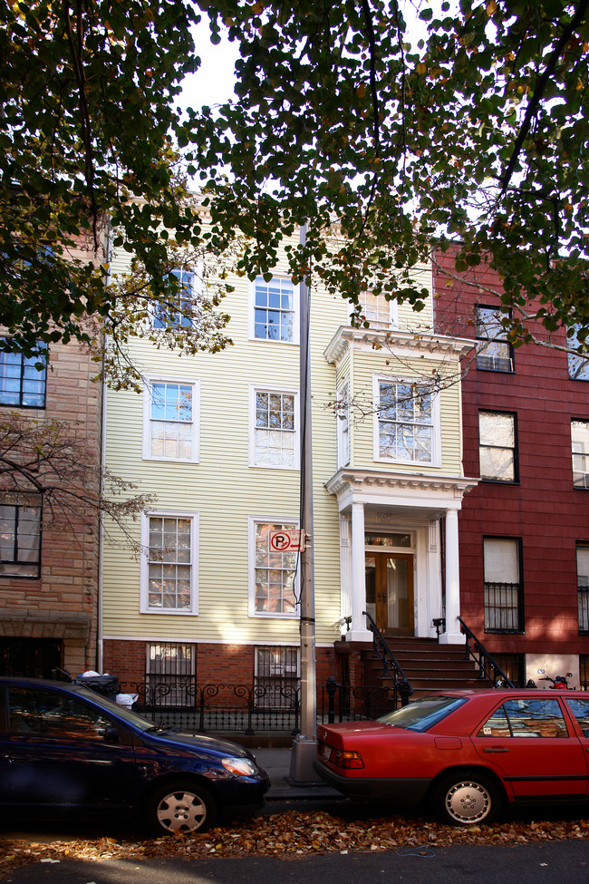 137 Henry St in Brooklyn, NY - Building Photo - Building Photo