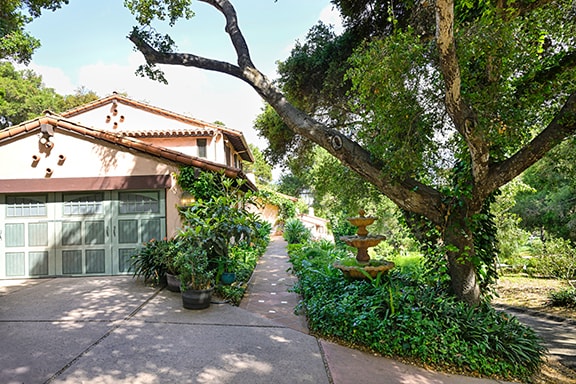 property at 4449 Vieja Dr