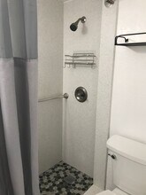 444 Niu St in Honolulu, HI - Building Photo - Building Photo