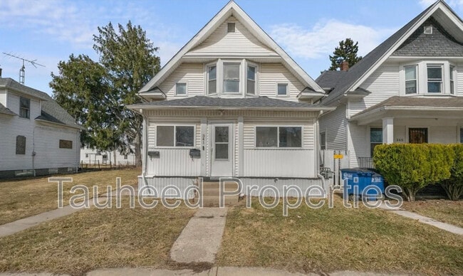 property at 341 E Weber St