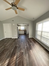 2133 Welsh Dr in Lake St. Louis, MO - Foto de edificio - Building Photo