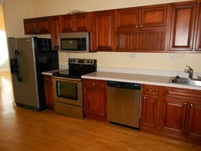 217 W North St in Waynesboro, PA - Building Photo - Building Photo