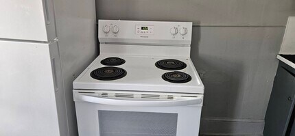 277-277 Bd Broadway in Grand-Sault, NB - Building Photo - Building Photo