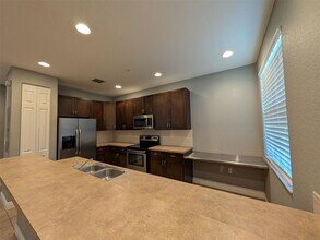 701 Prospect Rd in Oakland Park, FL - Building Photo - Building Photo
