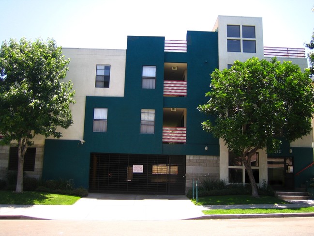 222 S Vendome St in Los Angeles, CA - Building Photo - Building Photo