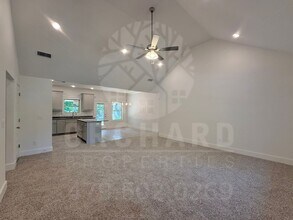 11 Birsay Cir in Bella Vista, AR - Building Photo - Building Photo