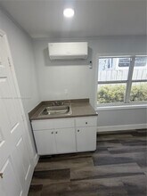 531 NE 58th St in Fort Lauderdale, FL - Building Photo - Building Photo