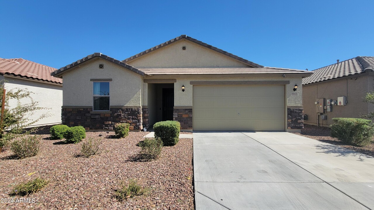 26831 N 173rd Ln in Surprise, AZ - Foto de edificio