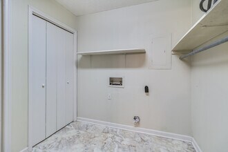 314 San Carlos Cir in Lafayette, LA - Building Photo - Building Photo