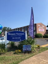 8263 Russell Rd in Alexandria, VA - Building Photo