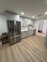 4434 SW 59th Ct in Fort Lauderdale, FL - Building Photo - Building Photo