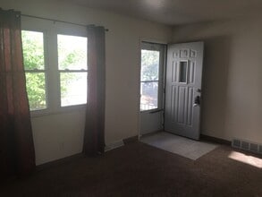 1894 Flint Ave in Akron, OH - Building Photo - Building Photo