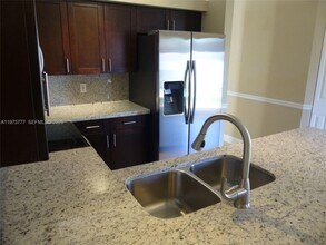 7506 NW 3rd Ct in Plantation, FL - Building Photo - Building Photo