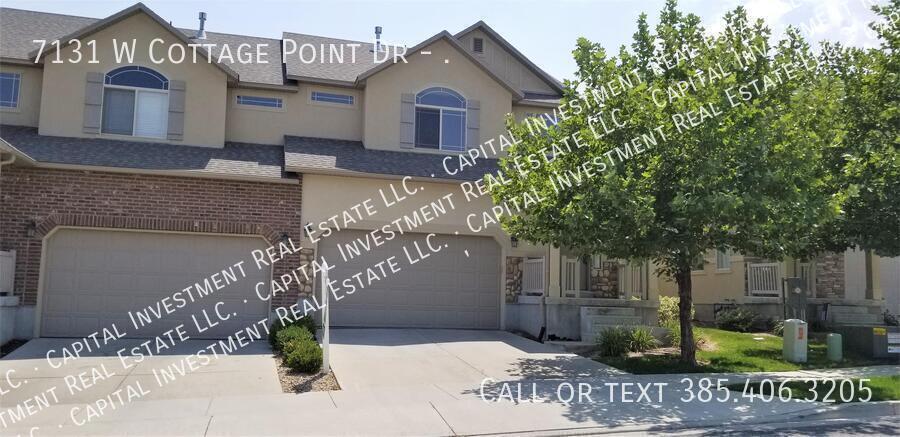 7131 Cottage Point Dr in West Jordan, UT - Building Photo