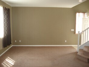 3734 Solandra St in Las Vegas, NV - Building Photo - Building Photo