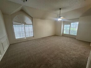 959 Grasswood Ct in Arlington, TX - Building Photo - Building Photo
