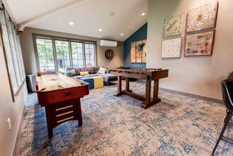 Vibe Apartments in Kent, WA - Building Photo - Building Photo