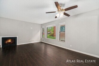 1273 S Crystal Way in Aurora, CO - Foto de edificio - Building Photo