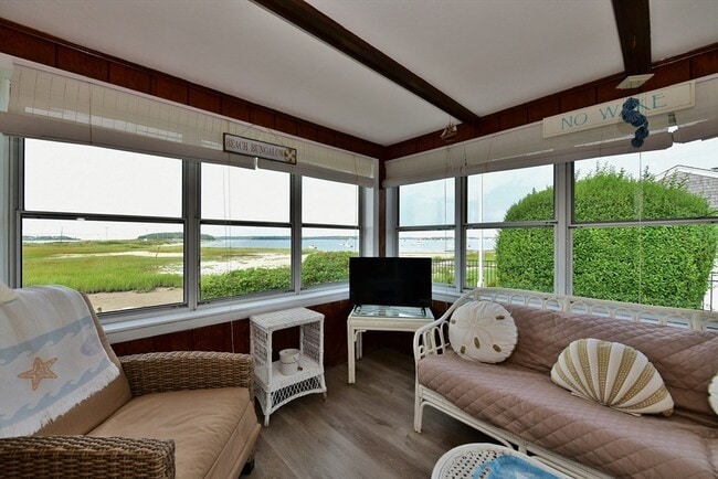 property at 5 Spindrift Ln