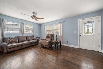 908 S Palm Dr SW in Largo, FL - Building Photo - Building Photo