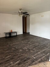 270 Yew St in Gridley, CA - Building Photo - Building Photo