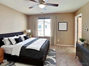 10991 E Midnight Moon Ln in Tucson, AZ - Foto de edificio - Building Photo