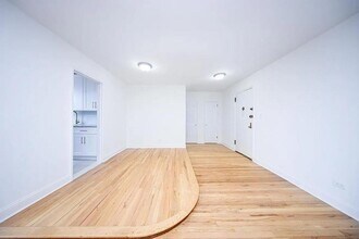 2900 Ocean Ave in Brooklyn, NY - Building Photo - Building Photo