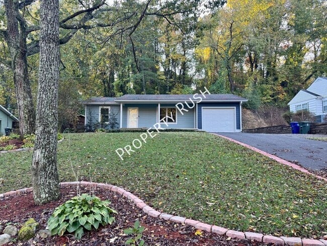 property at 1110 Fernway Cir