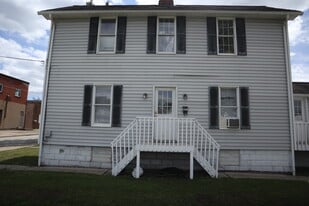 237-1 Ash St, Unit 237-2 Ash Street in California, PA - Building Photo