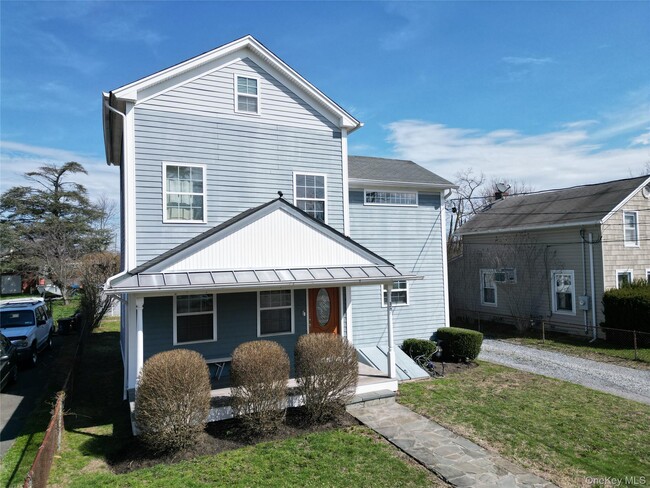 property at 39 Edwards St