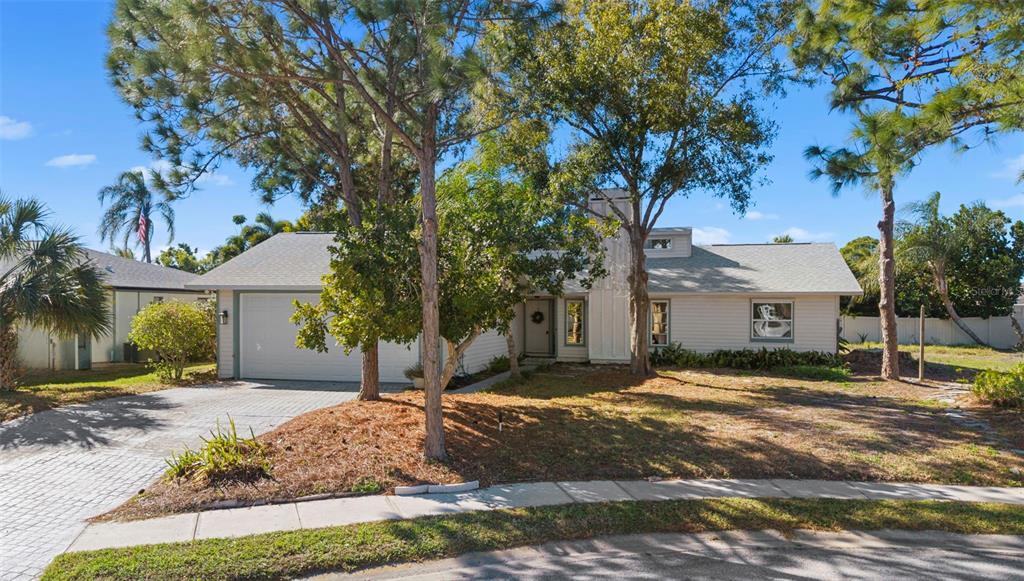 402 72nd St NW in Bradenton, FL - Building Photo