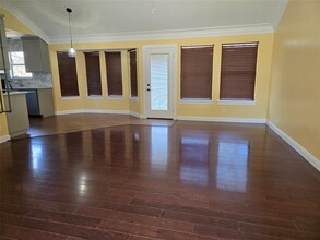 5306 Lark Creek Dr in Austin, TX - Building Photo - Building Photo