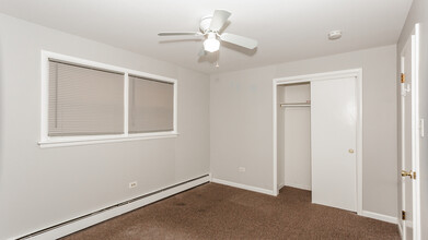 5940 S Kilbourn Ave, Unit 2 in Chicago, IL - Building Photo - Building Photo