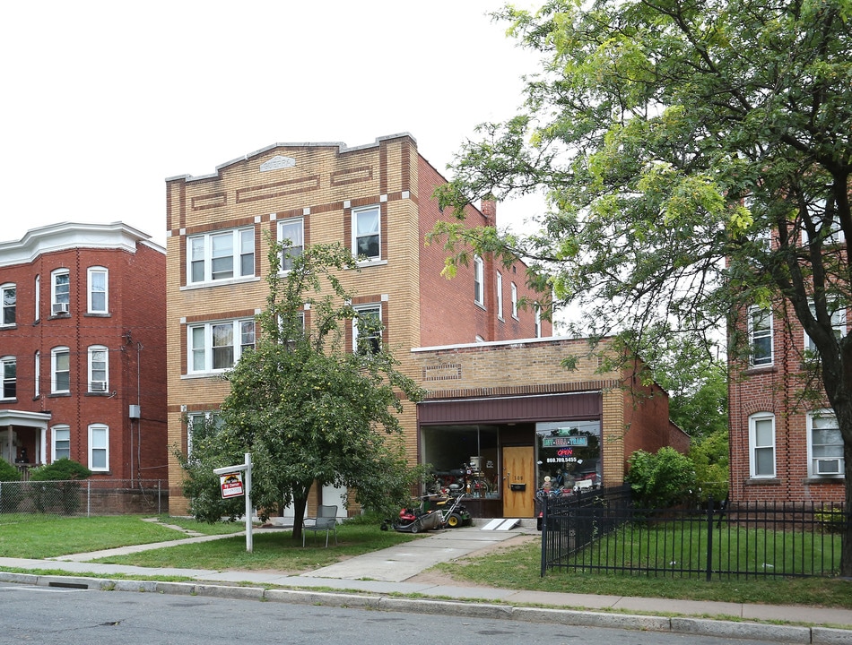 108 Preston St in Hartford, CT - Building Photo