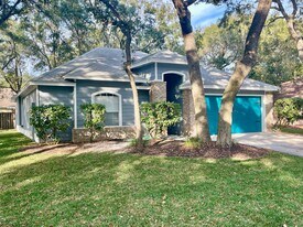 2115 Purcell Dr in Fernandina Beach, FL - Building Photo