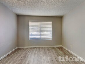 748 La Cruz Ln in Vacaville, CA - Building Photo - Building Photo