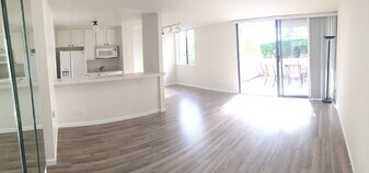6180 Agee St, Unit 161 in San Diego, CA - Building Photo