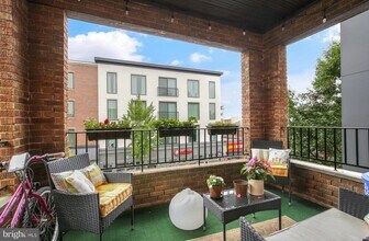 6168 Ridge Ave in Philadelphia, PA - Building Photo - Building Photo