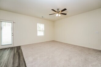 7403 Cranleigh St in Covington, GA - Building Photo - Building Photo