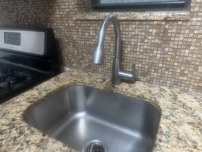 529 54th St in West New York, NJ - Foto de edificio - Building Photo