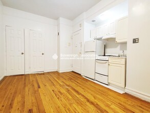 936 West End Ave in New York, NY - Building Photo - Building Photo