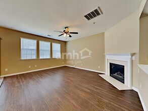 362 Roseglen Dr in Marietta, GA - Building Photo - Building Photo