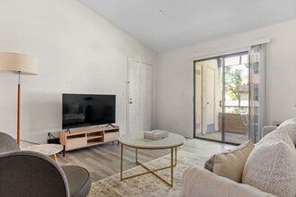 1600 Villa St in Mountain View, CA - Building Photo - Building Photo